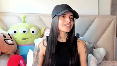 Snapshot of angeline__smith chatting on 14, 9, 2025 Angeline Smith online show from 14, 9, 2025