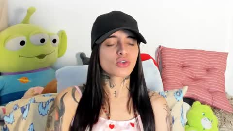 Snapshot of angeline__smith chatting on 8, 10, 2025 Angeline Smith online show from 8, 10, 2025