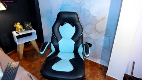 Angeline online show from 23, 2, 2025