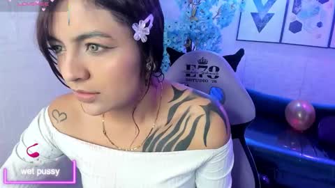 Snapshot of angeline_harper chatting on 26, 10, 2025 angeline harper online show from 26, 10, 2025