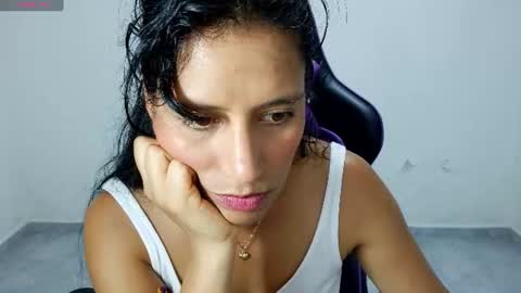 angela online show from 17, 7, 2026