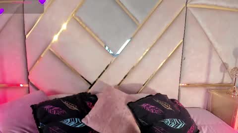 A F R O D I T A online show from 1, 4, 2026