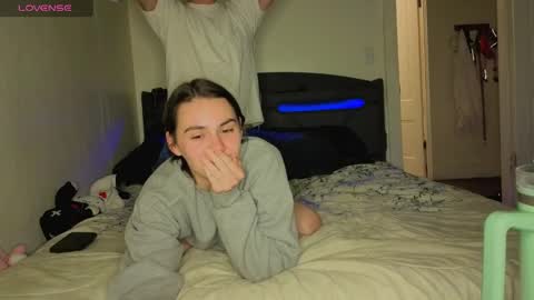 angelknight22 online show from 10, 10, 2025