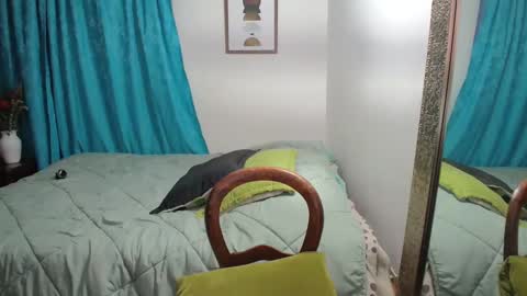 Snapshot of angellaisabella chatting on 20, 1, 2025 ANGELA ISABELLA online show from 20, 1, 2025