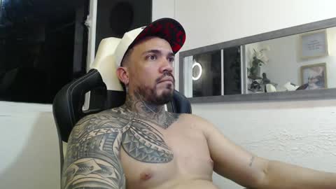 angellatino0 online show from 8, 12, 2024