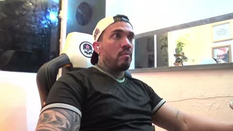 angellatino0 online show from 5, 1, 2025