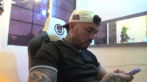 angellatino0 online show from 5, 1, 2025