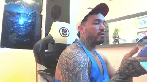 angellatino0 online show from 15, 1, 2025