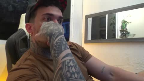 angellatino0 online show from 27, 1, 2025