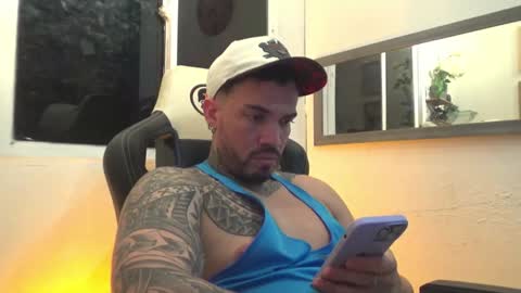 angellatino0 online show from 30, 1, 2025