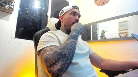 angellatino0 online show from 2, 2, 2025