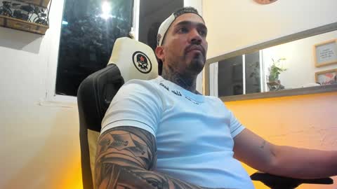 angellatino0 online show from 2, 2, 2025