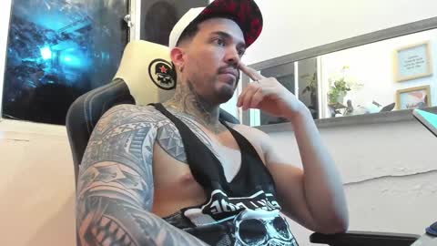 angellatino0 online show from 9, 2, 2025