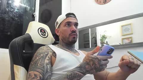 angellatino0 online show from 12, 2, 2025