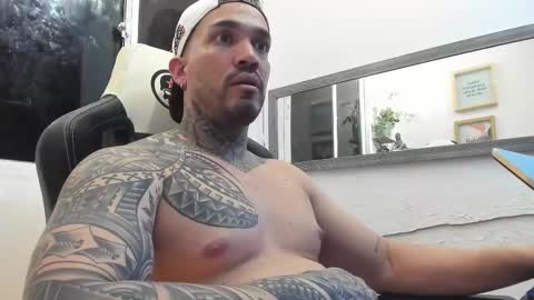 angellatino0 online show from 13, 2, 2025