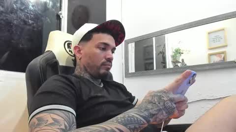 angellatino0 online show from 14, 2, 2025