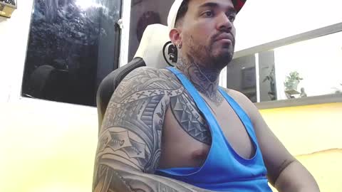 angellatino0 online show from 17, 2, 2025