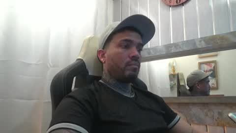 angellatino0 online show from 2, 11, 2025