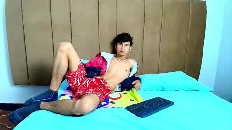 Angelldustt  online show from 30, 10, 2025