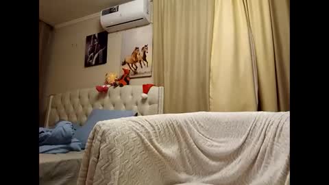 Snapshot of angelo4ek_olya chatting on 16, 1, 2025 Your dreams best breasts online show from 16, 1, 2025