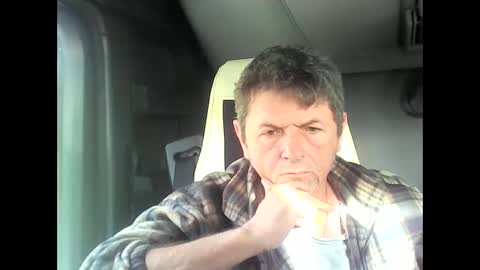 Snapshot of angelo888888 chatting on 24, 10, 2025 angelo888888 online show from 24, 10, 2025