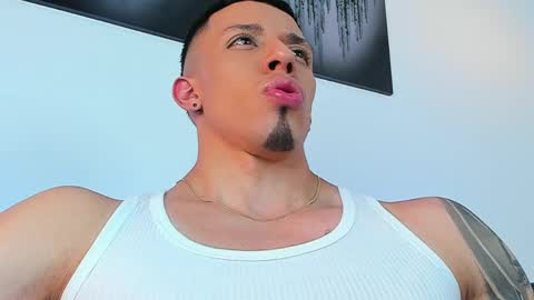 Angelo Varek online show from 22, 4, 2026