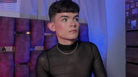 Angelo I work from home this is my room  online show from 9, 2, 2025