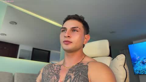 Snapshot of angeloferro1 chatting on 27, 6, 2026 Angelo Ferro online show from 27, 6, 2026