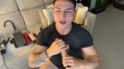 Snapshot of angeloferro1 chatting on 3, 7, 2026 Angelo Ferro online show from 3, 7, 2026