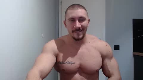 Snapshot of angelofit chatting on 3, 12, 2024 ------- SEX SHOW WITH GUYS AND GIRLS MUSCLE SHOW online show from 3, 12, 2024