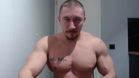 Snapshot of angelofit chatting on 10, 12, 2024 ------- SEX SHOW WITH GUYS AND GIRLS MUSCLE SHOW online show from 10, 12, 2024