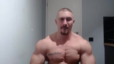 Snapshot of angelofit chatting on 18, 12, 2024 ------- SEX SHOW WITH GUYS AND GIRLS MUSCLE SHOW online show from 18, 12, 2024