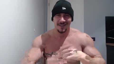 Snapshot of angelofit chatting on 30, 12, 2024 ------- SEX SHOW WITH GUYS AND GIRLS MUSCLE SHOW online show from 30, 12, 2024