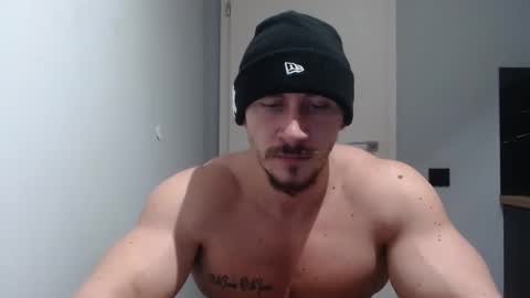 Snapshot of angelofit chatting on 16, 1, 2025 ------- SEX SHOW WITH GUYS AND GIRLS MUSCLE SHOW online show from 16, 1, 2025