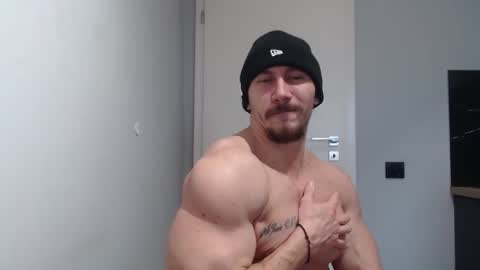 Snapshot of angelofit chatting on 21, 1, 2025 ------- SEX SHOW WITH GUYS AND GIRLS MUSCLE SHOW online show from 21, 1, 2025