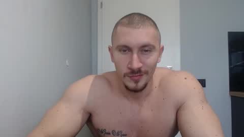 Snapshot of angelofit chatting on 19, 2, 2025 ------- SEX SHOW WITH GUYS AND GIRLS MUSCLE SHOW online show from 19, 2, 2025