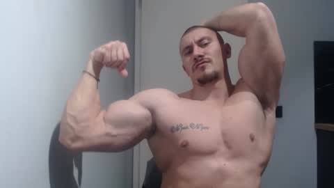 Snapshot of angelofit chatting on 20, 2, 2025 ------- SEX SHOW WITH GUYS AND GIRLS MUSCLE SHOW online show from 20, 2, 2025