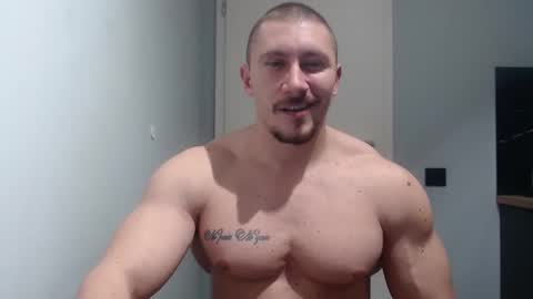 Snapshot of angelofit chatting on 26, 2, 2025 ------- SEX SHOW WITH GUYS AND GIRLS MUSCLE SHOW online show from 26, 2, 2025