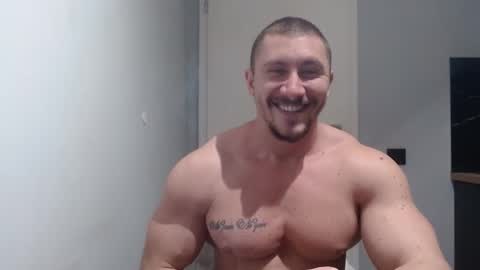 Snapshot of angelofit chatting on 10, 3, 2025 ------- SEX SHOW WITH GUYS AND GIRLS MUSCLE SHOW online show from 10, 3, 2025