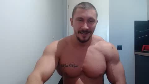 Snapshot of angelofit chatting on 5, 10, 2025 ------- SEX SHOW WITH GUYS AND GIRLS MUSCLE SHOW online show from 5, 10, 2025