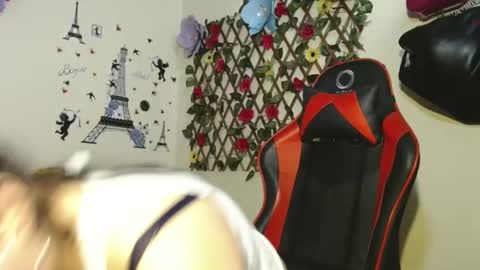 angelsexhotlatin online show from 4, 3, 2025