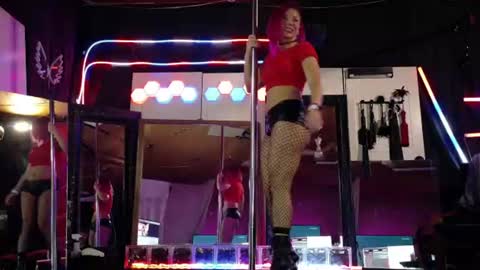 Snapshot of angelsparkle80 chatting on 4, 7, 2026 Madison Marie online show from 4, 7, 2026