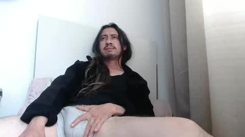 angeluxxxifer online show from 4, 11, 2025