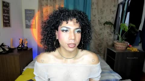 Snapshot of angelwhitte chatting on 28, 4, 2026 angelwhitte online show from 28, 4, 2026