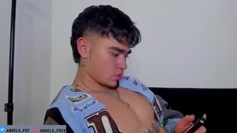 Angel Fox online show from 6, 11, 2025