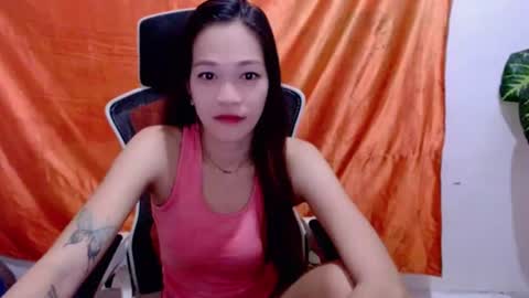 Snapshot of angelyn_slim chatting on 23, 6, 2026 angelyn_slim online show from 23, 6, 2026