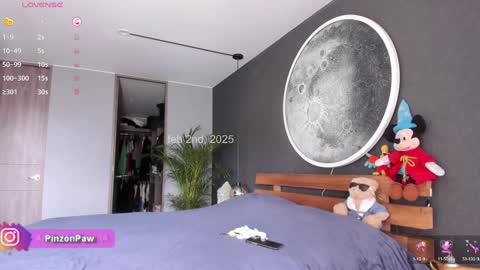 Snapshot of angie_mcqueen chatting on 2, 2, 2025 angie online show from 2, 2, 2025