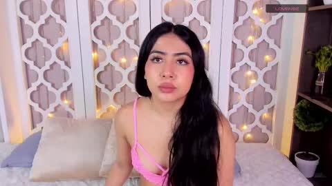 Snapshot of aniie_west chatting on 18, 2, 2025 aniie_west online show from 18, 2, 2025
