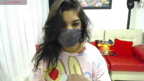 Snapshot of aniisaalii chatting on 7, 7, 2026 Anissa online show from 7, 7, 2026