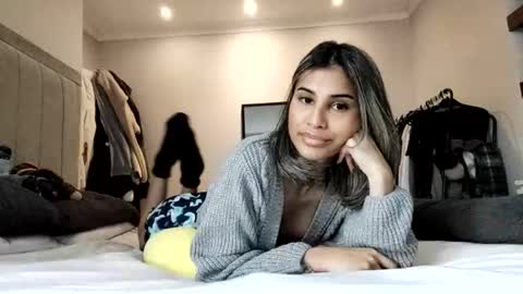 Snapshot of aniishaa chatting on 15, 2, 2025 anisha online show from 15, 2, 2025